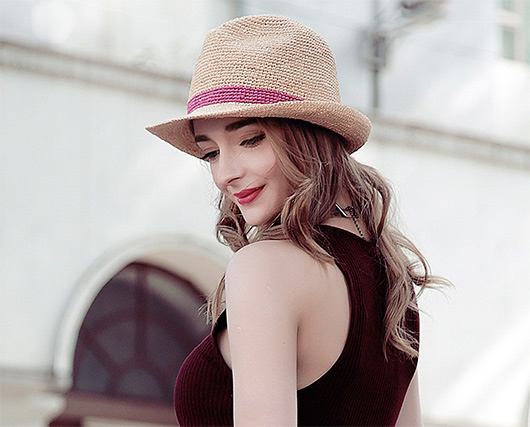 這個(gè)夏天草帽才是時(shí)尚的主角喲！